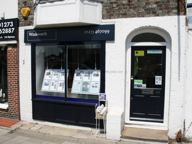 -84 Winkworth Estate Agents