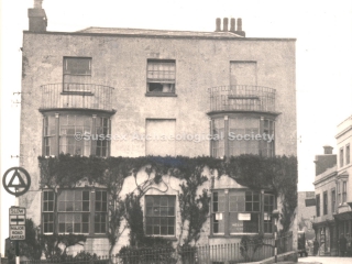 92.1937.3 Dolphin Chambers