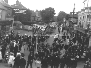 94.2465 Hospital Parade, marching down Brunswick Road.