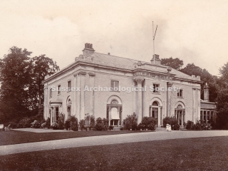 94.2593.10a Buckingham House, Shoreham-by-Sea. View of south east elevation.